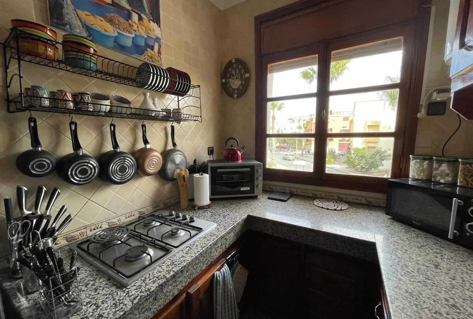 Joli Appartement A אסאוירה