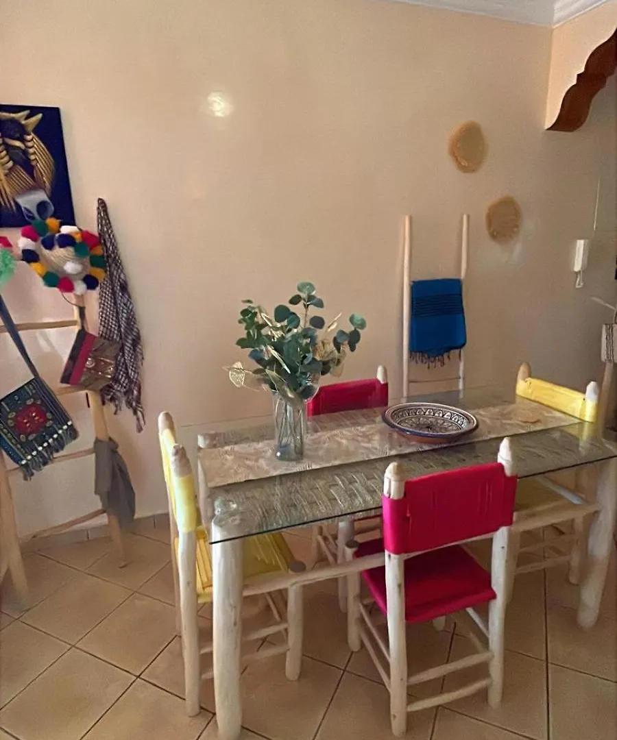 Joli Appartement A אסאוירה